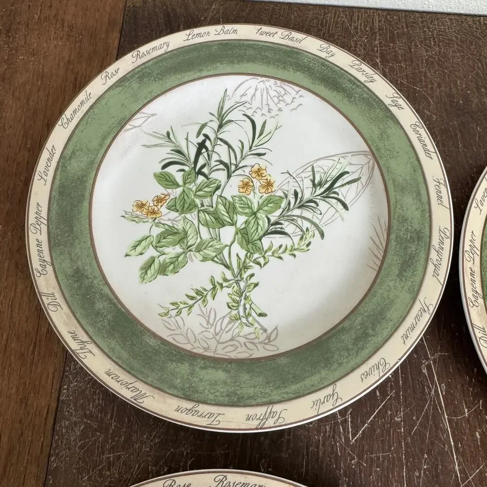 American Atelier Bouquet Garni 5011 Set of Four (4) 8.5‎ inch plates